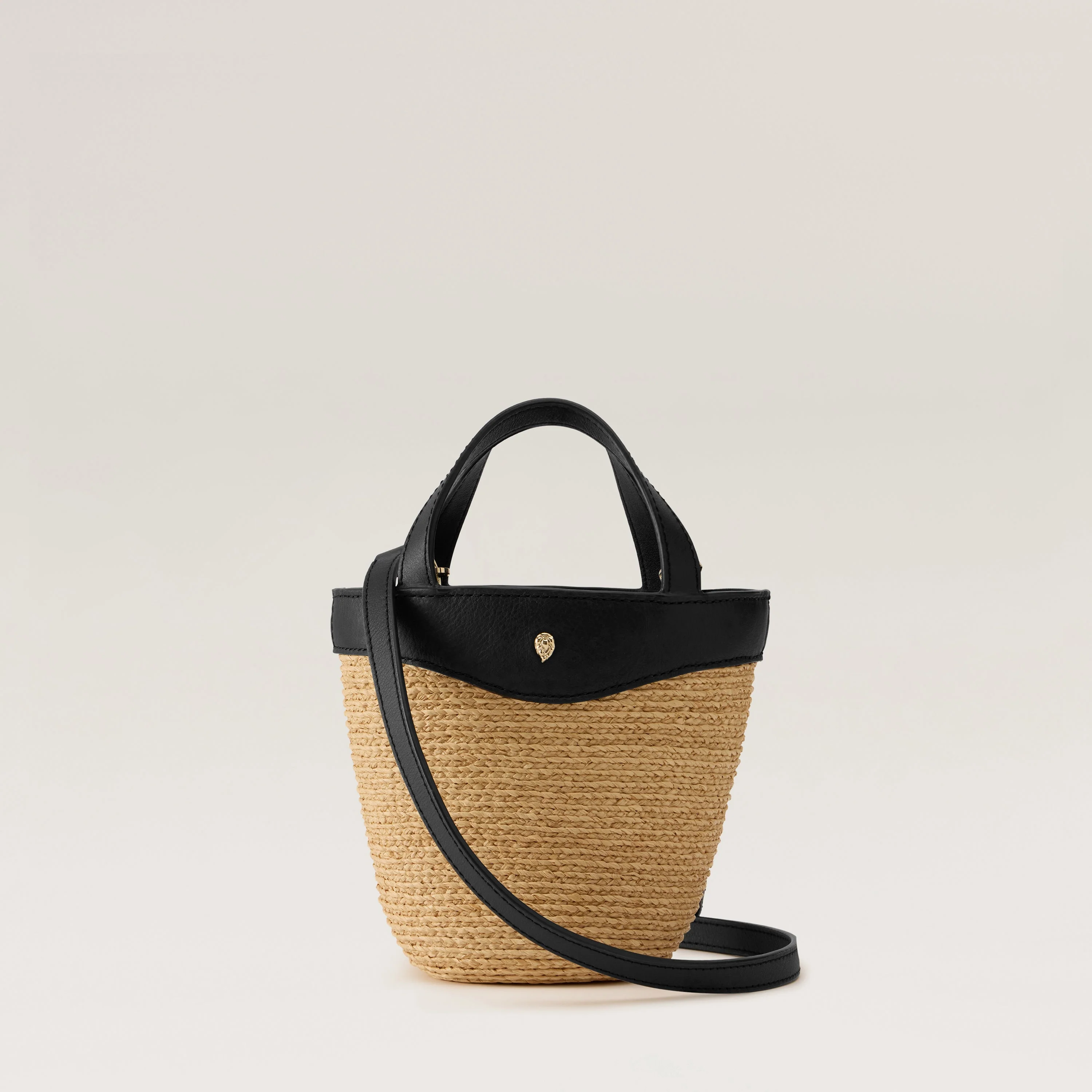 Ama Raffia Braid Basket - Image 5